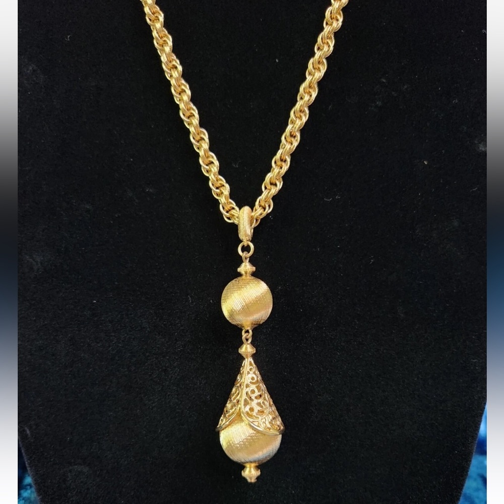 Monet 1960’s Bolero scrolling drop textured rope chain‎ necklace 12.5”